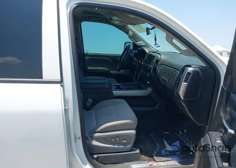 2015 Chevrolet Silverado 1500 2Lt z USA, uszkodzony, nr VIN 3GCUKREC0FG303156